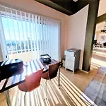 Penthouse بافوس